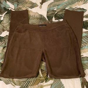 Women’s dress leggings